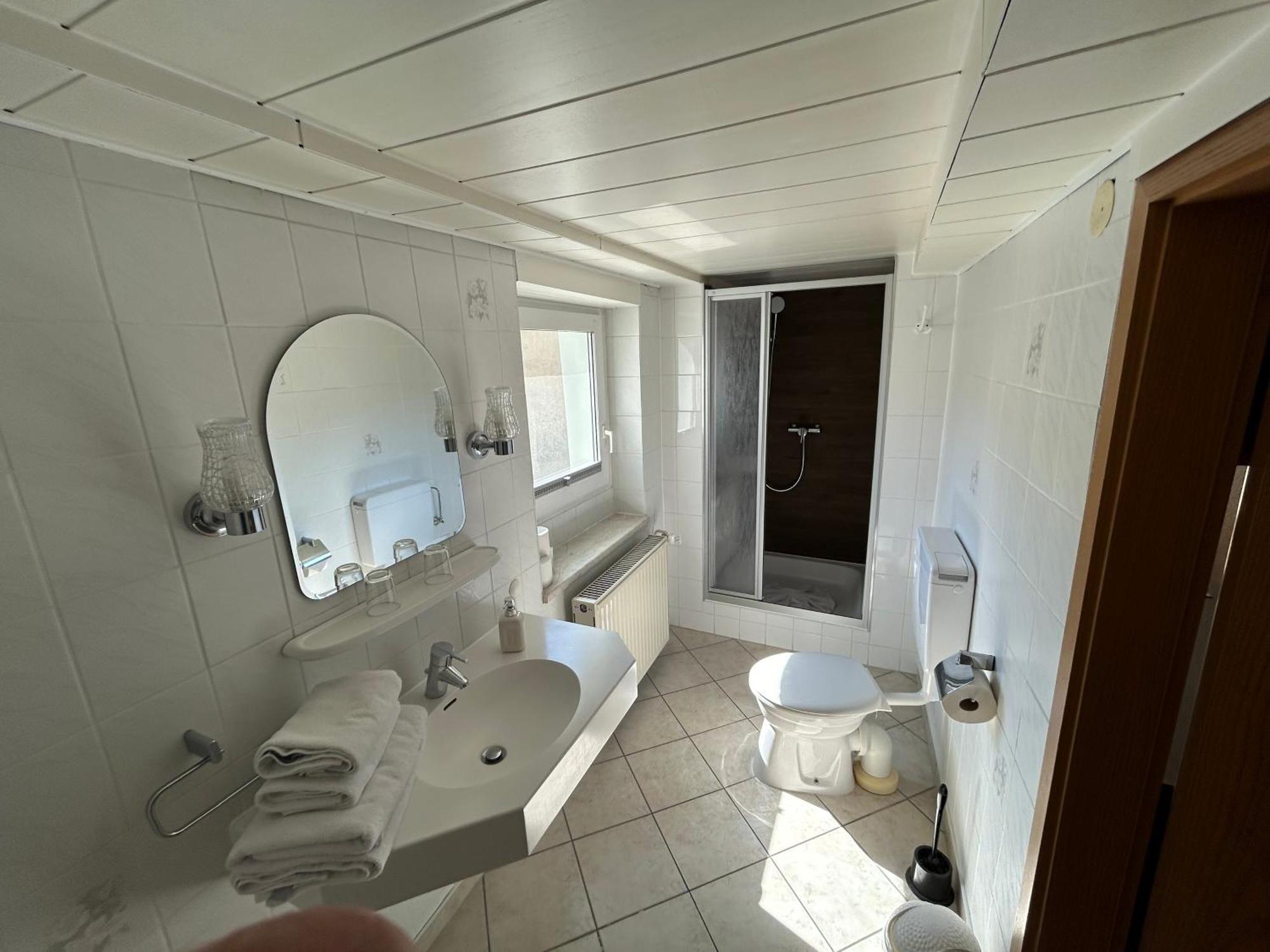 Hotel Ratskeller Waren Extérieur photo